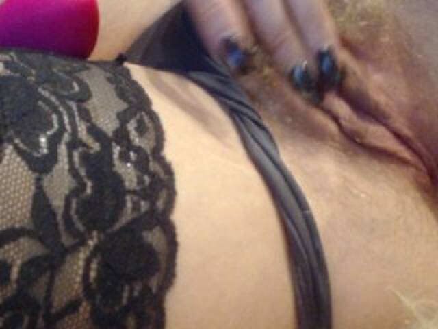 Broadcast screenshots Sexwife75