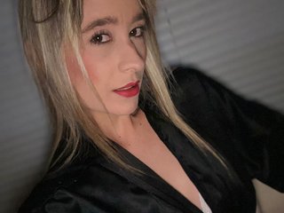Erotic video chat sexxemma23