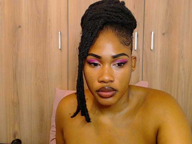 Broadcast screenshots SexyJuicyLips