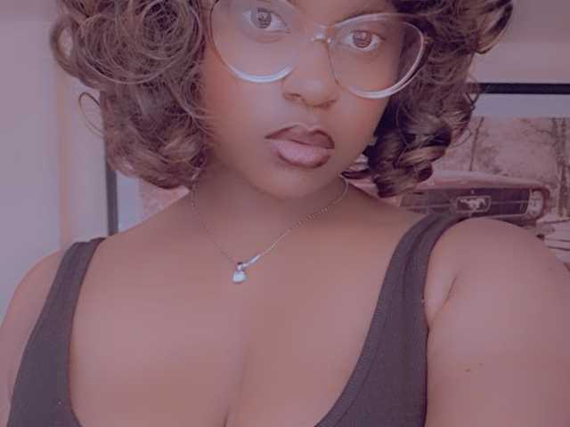 Photo of the profile Sexylovee01