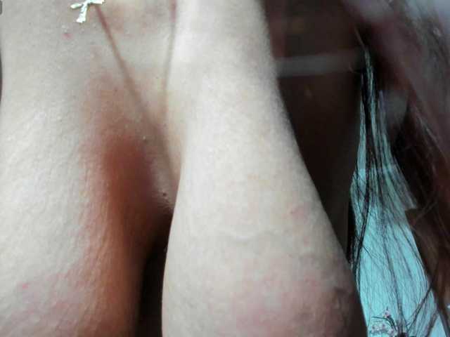 Broadcast screenshots sexymeriem