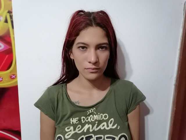 Photo of the profile sexyredgirl1