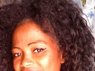 Erotic video chat Sexywife1