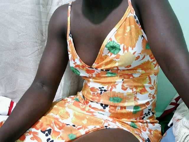 Check out my Tip Menu! 🎮 Thanks to all my tippers 💖