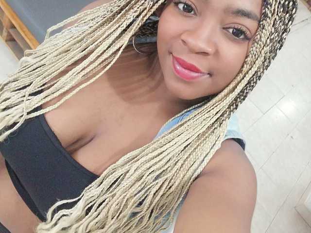 Photo of the profile shantallwolf