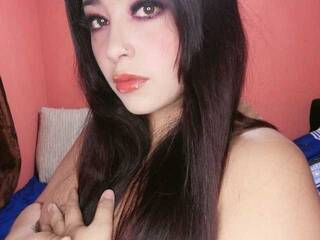 Erotic video chat sharikwilson