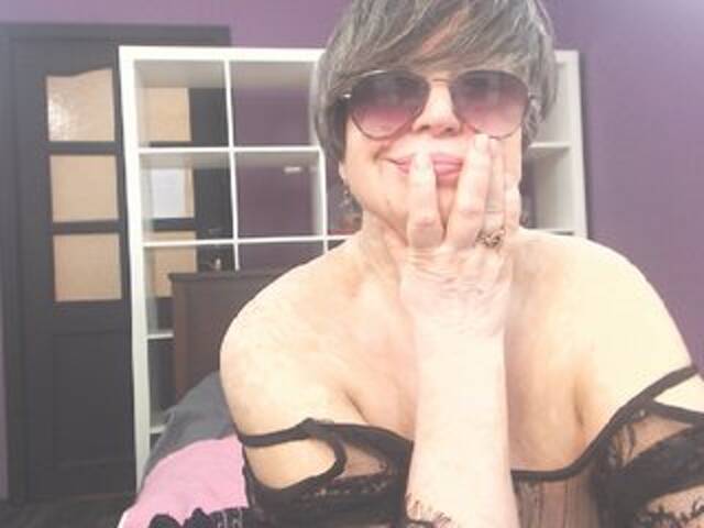 Broadcast screenshots SharonAmore