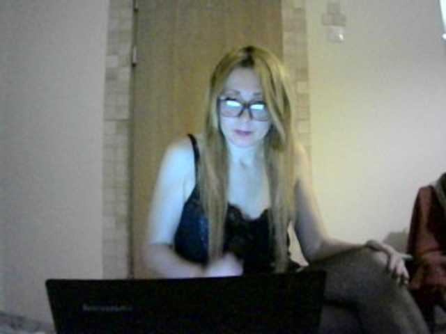 Broadcast screenshots ShayaWinx