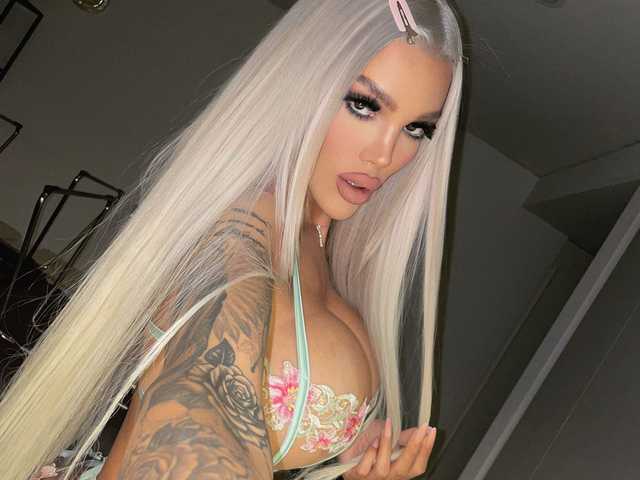 Photo of the profile ShayBlondee