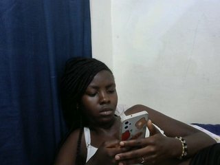 Erotic video chat Shaz33