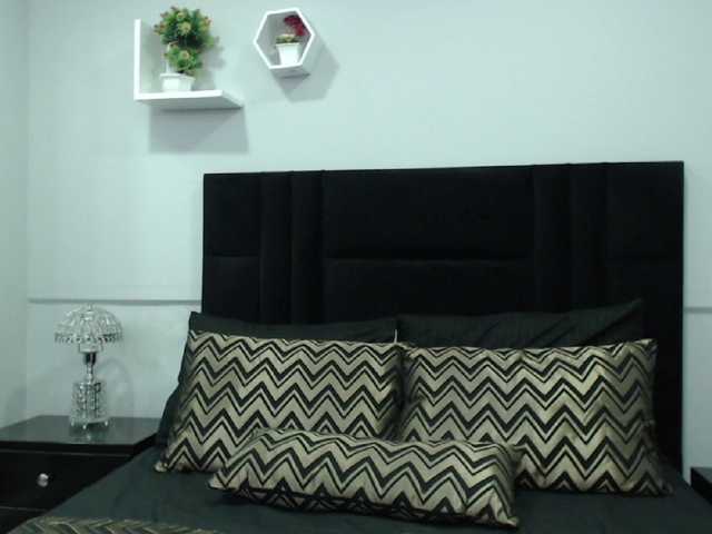 Broadcast screenshots ShirleyRedd