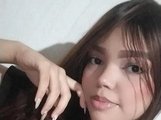 Erotic video chat shy-luna18