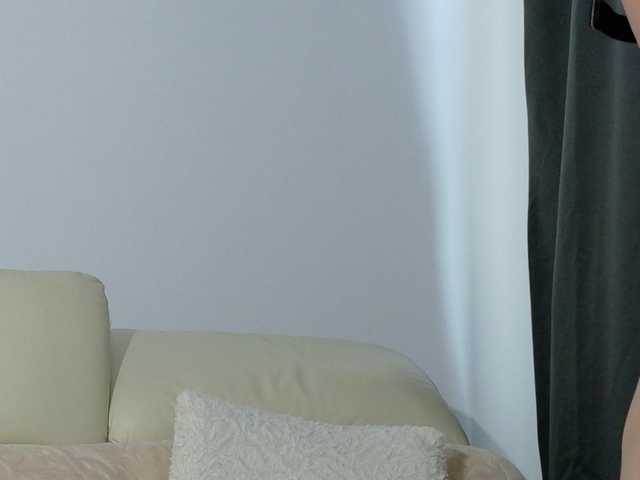 Broadcast screenshots SiennaMoan