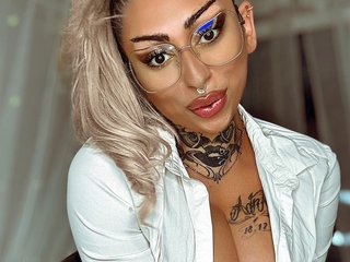 Erotic video chat SilviaPinkerbell