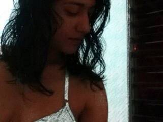 Erotic video chat simonebastet