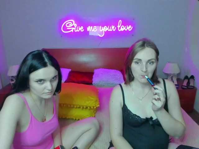 Broadcast screenshots SixNipples
