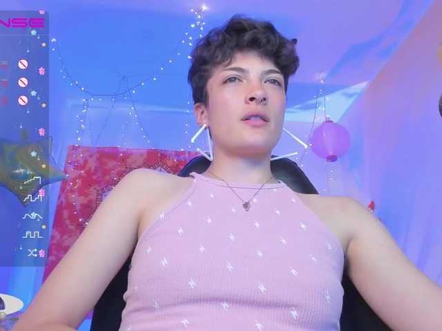Broadcast screenshots skinpeach