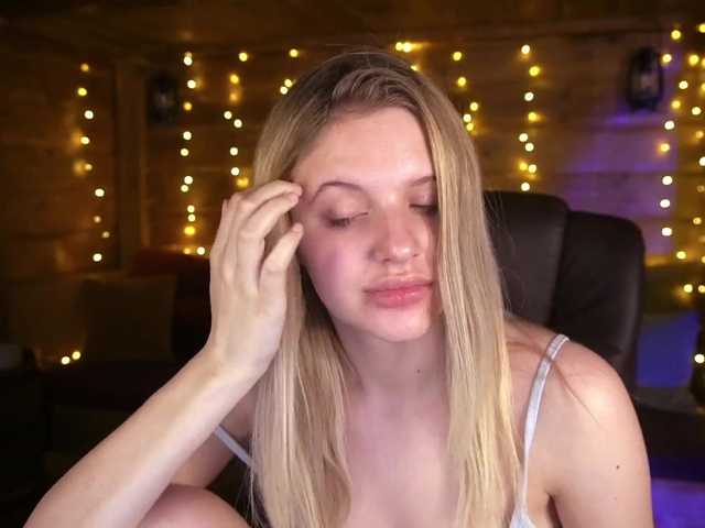 Broadcast screenshots SkPrincessA