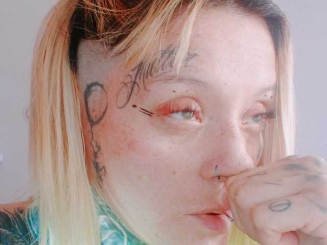 Photo of the profile sloppytitss