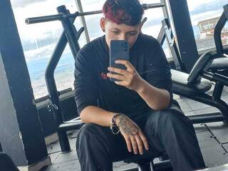 Erotic video chat slut-tom1