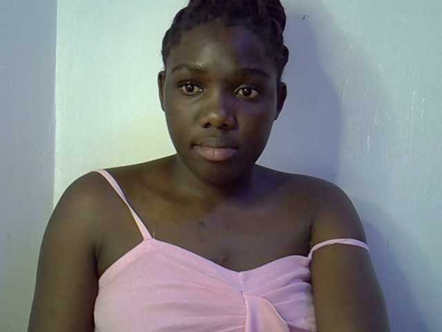 Welcome to my chat room! Feel free to say hi 😊