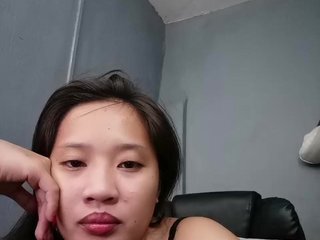 Erotic video chat Sofia-xoxo