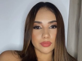 Erotic video chat SofiaPeach