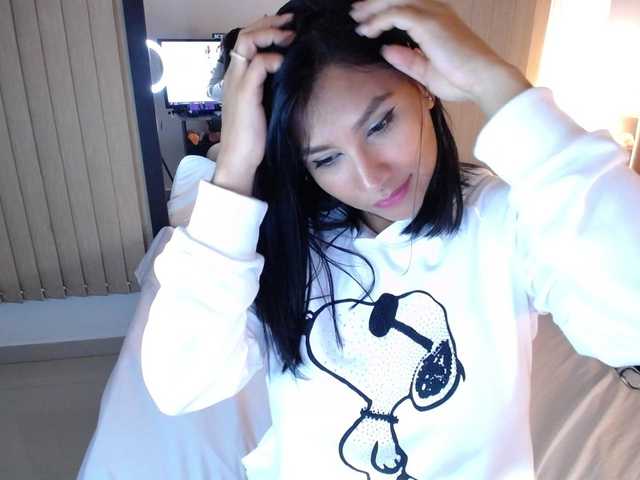 Broadcast screenshots SofiaWallace
