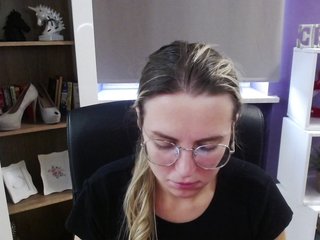Erotic video chat Soft-Zoey