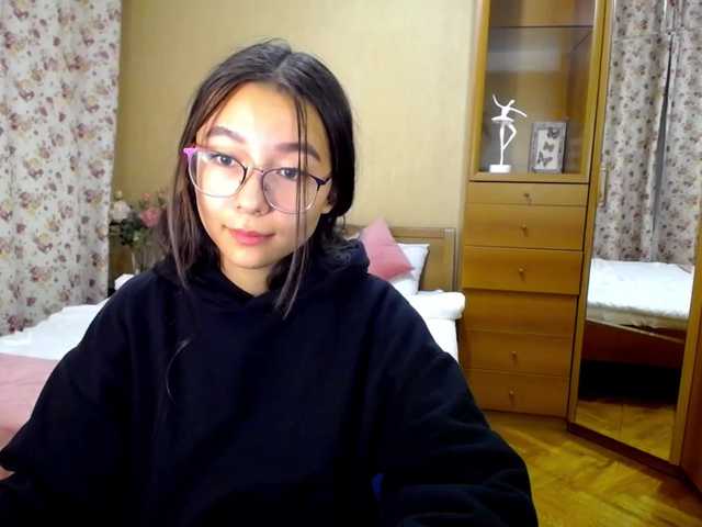 Broadcast screenshots CozyWithMe