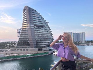 Erotic video chat Sofydoll420