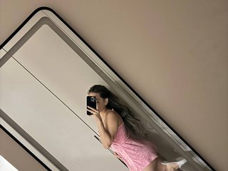 Erotic video chat SooMin