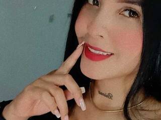 Erotic video chat SophieSommers