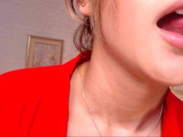 Broadcast screenshots SophieVera