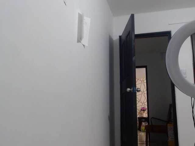 Broadcast screenshots sopphiasmitt