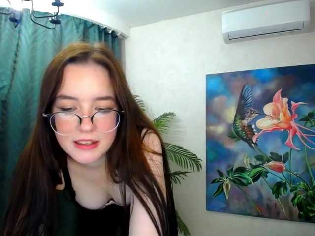 Broadcast screenshots SparklyGlance