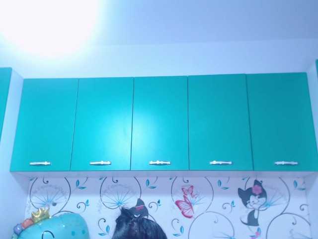 Broadcast screenshots trisha69