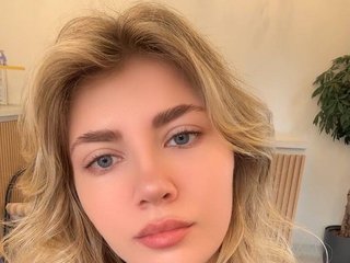 Erotic video chat spoiledhottie