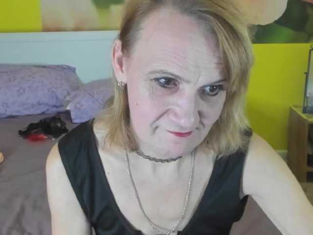 Broadcast screenshots SqurtyLally69