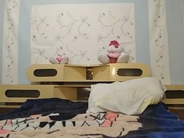 Broadcast screenshots stefany-clake