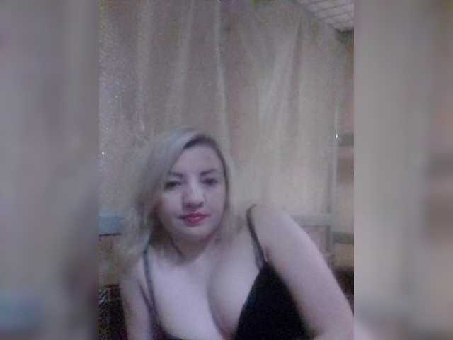 Broadcast screenshots Stefany16