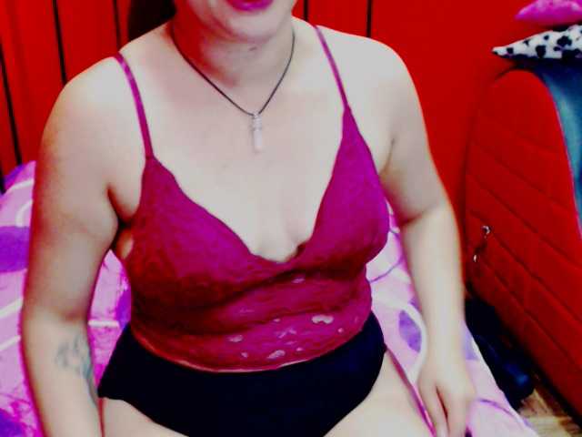 Photos Stephanyhot1 welcome to my room, I'm Stephany, add me to your favorites list and let's have pleasant orgasms ♥♥♥Would you like to experiment with the prohibited? Let's go private and find out