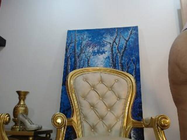 Broadcast screenshots stronglady