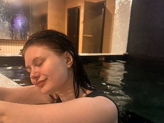 Erotic video chat Sunny-Smail