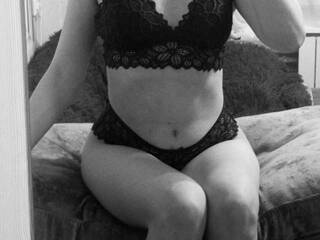 Erotic video chat youdreames19