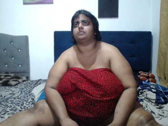 Photos SusanaEshwar #bigboobs #hairy #cum #smoke #pregnant 2000