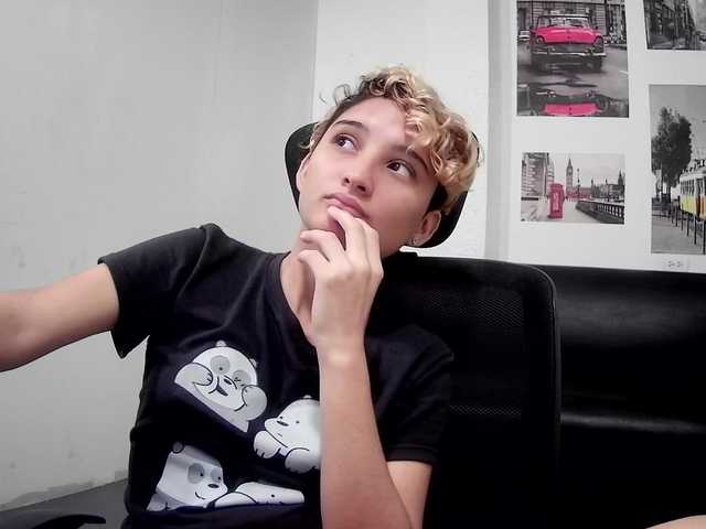 Broadcast screenshots SusanneSmith