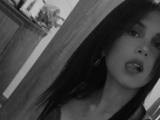 Erotic video chat Sweet-kim