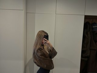 Erotic video chat Sweet-Melodie