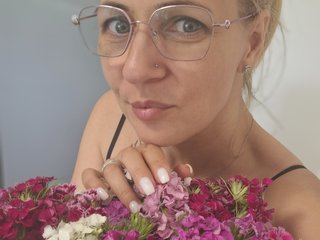 Erotic video chat Sweetaniaa